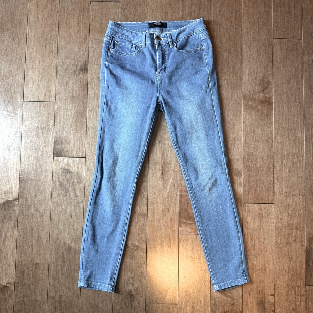 RW&CO Light Blue Women's skinny leg Jeans